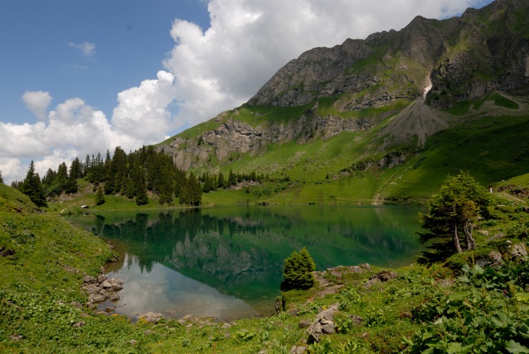 SUISSE - ChablaisLac Lioson, vers le Col des Mosses